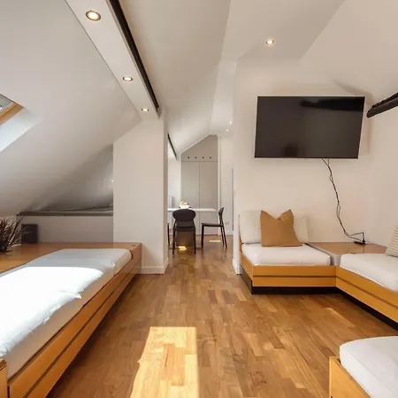 Lejlighed Royal -montenapoleone-