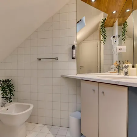 Royal -montenapoleone- Lejlighed *