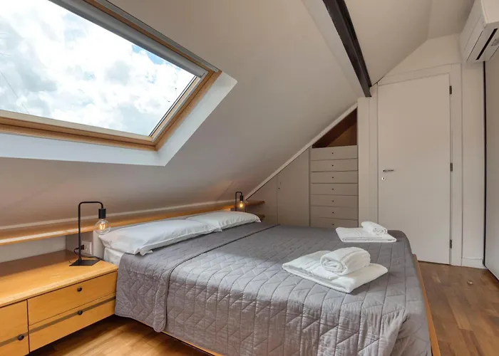 Royal -montenapoleone- Apartamento