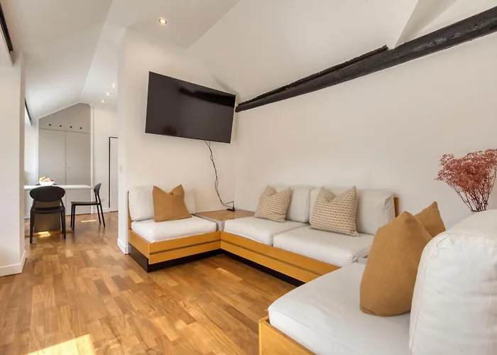 Royal -montenapoleone- Apartamento